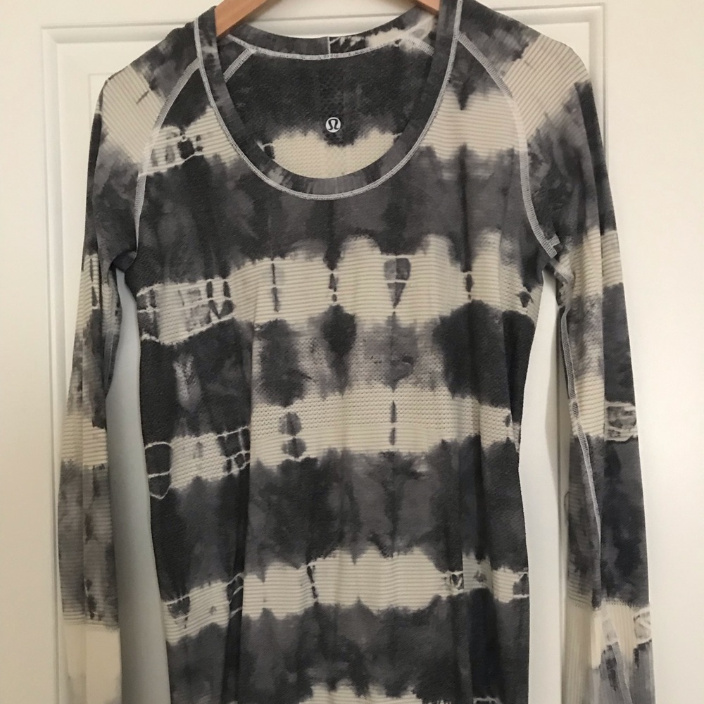 lululemon athletica Swiftly Tech LS crew